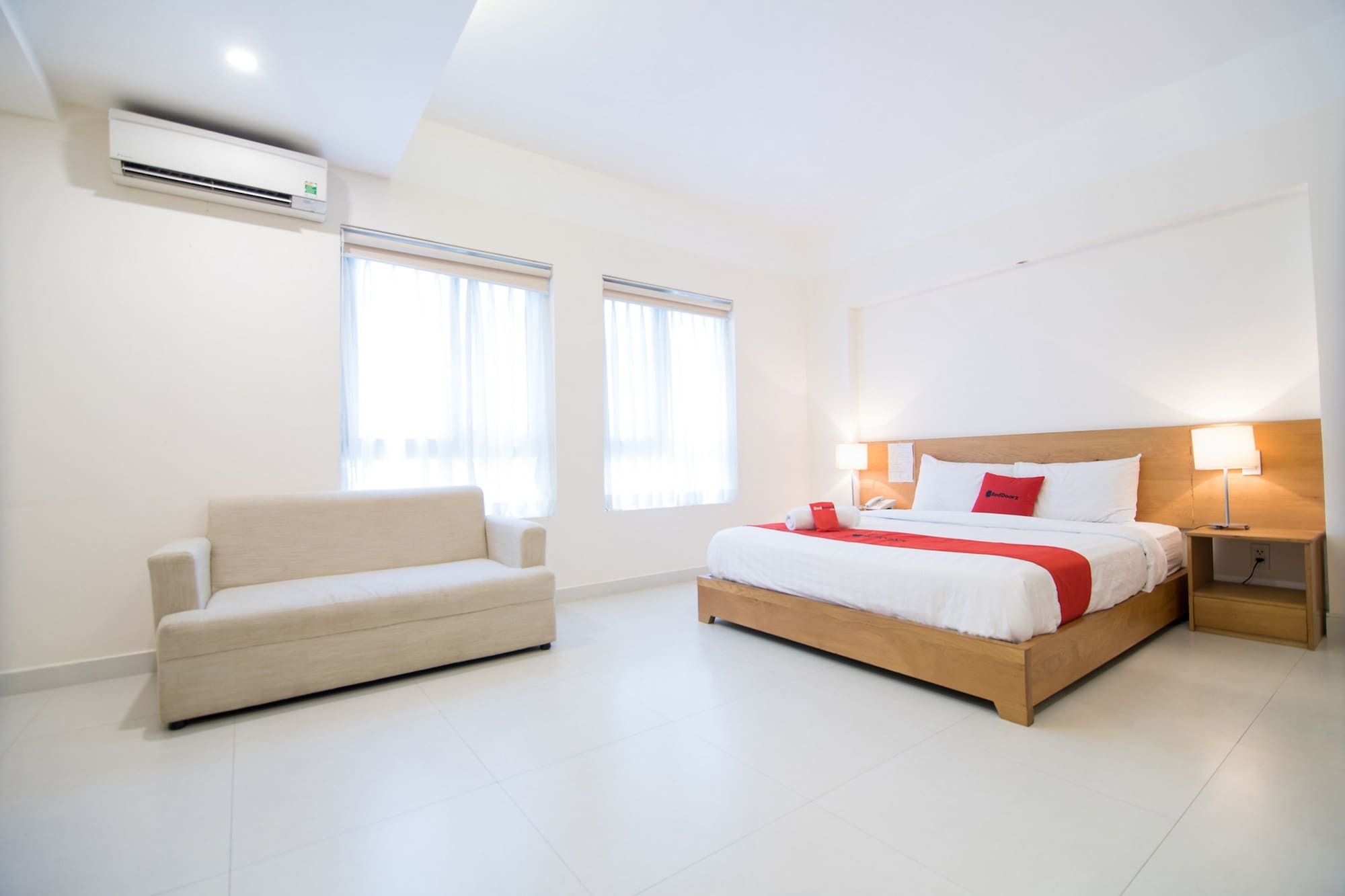 Reddoorz Plus Near Secc D7 Ciudad Ho Chi Minh  Exterior foto