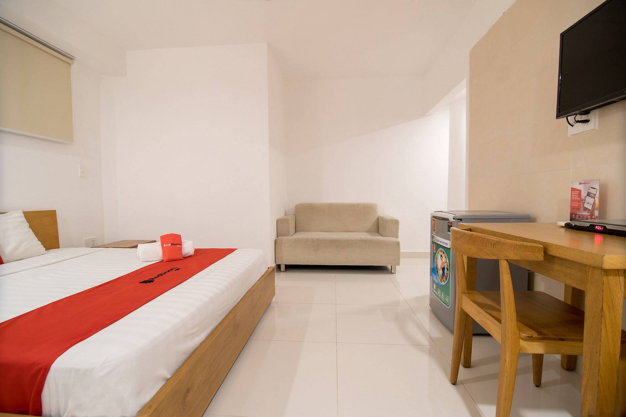 Reddoorz Plus Near Secc D7 Ciudad Ho Chi Minh  Exterior foto
