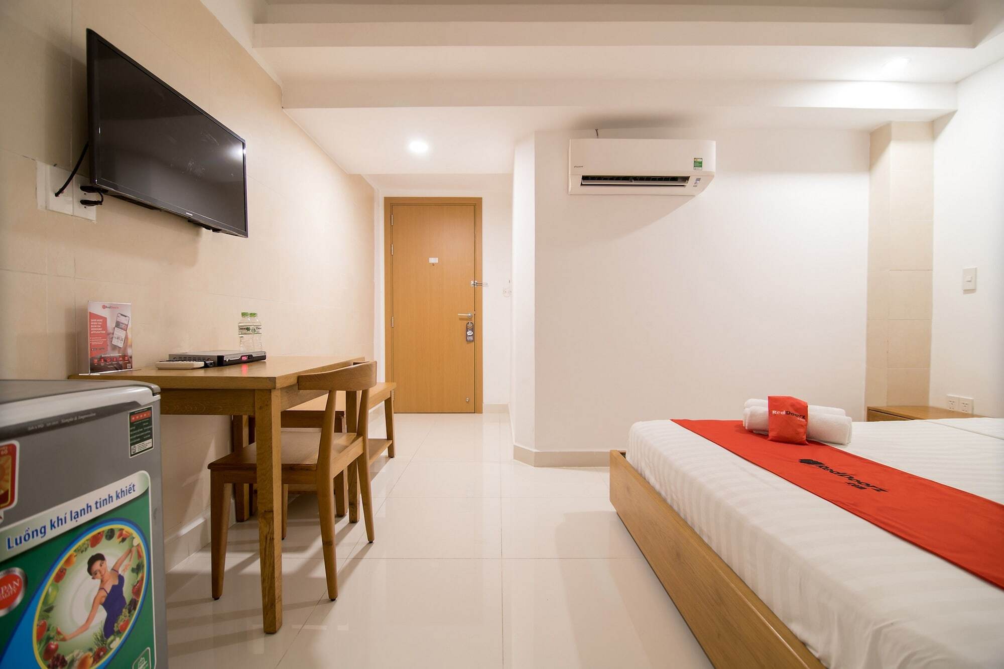 Reddoorz Plus Near Secc D7 Ciudad Ho Chi Minh  Exterior foto